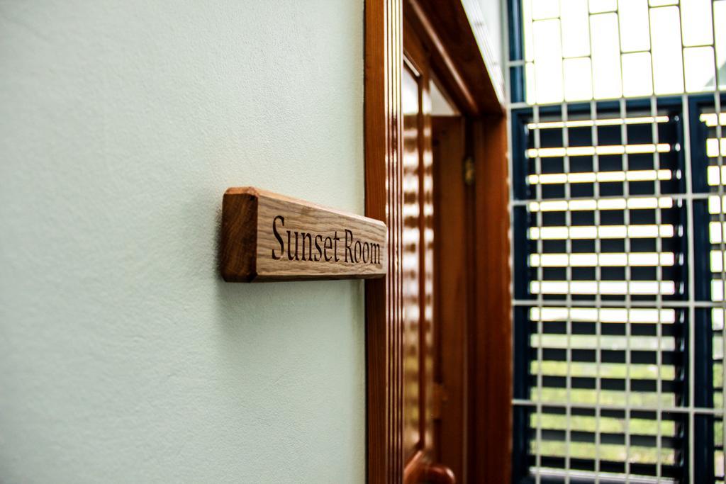 Sunshine Lodge: Your Home Away From Home Montego Bay Exterior foto