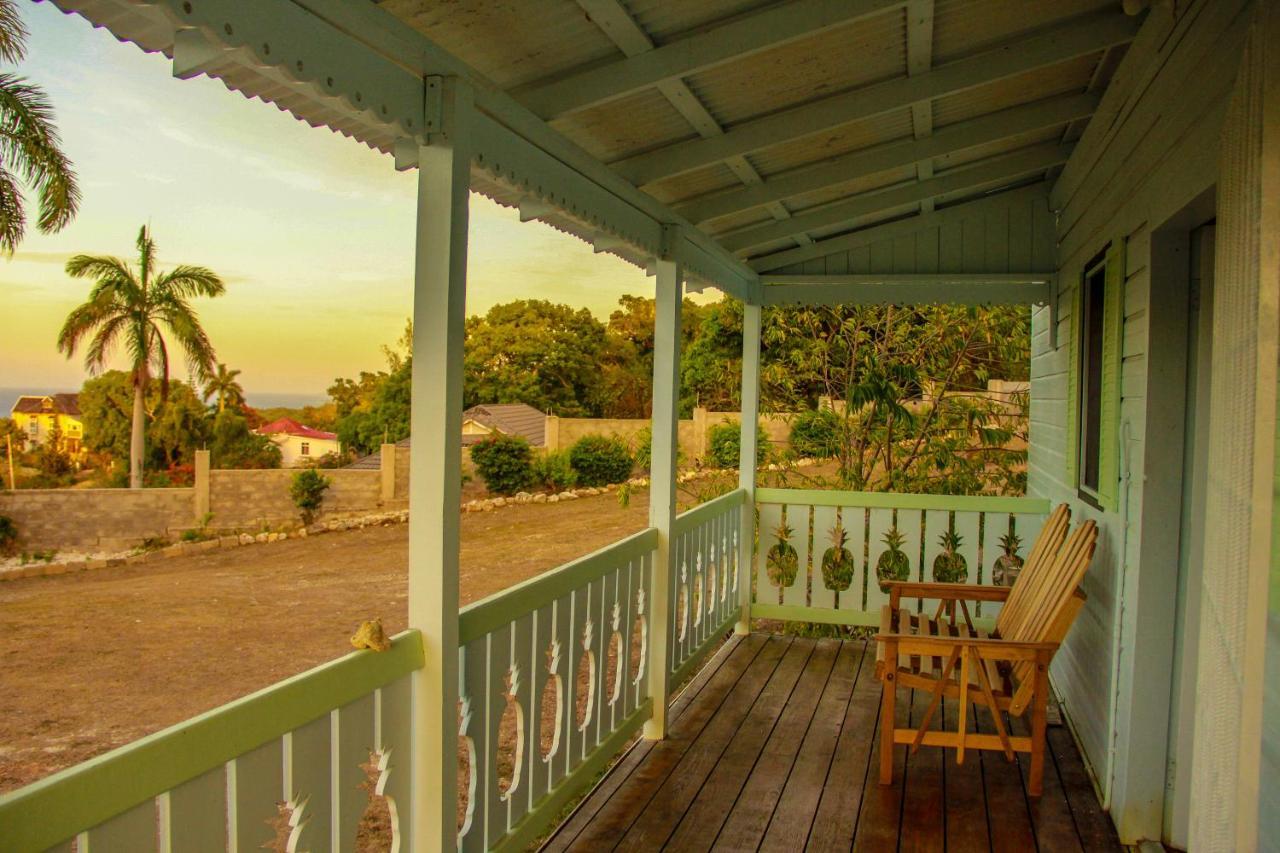 Sunshine Lodge: Your Home Away From Home Montego Bay Exterior foto