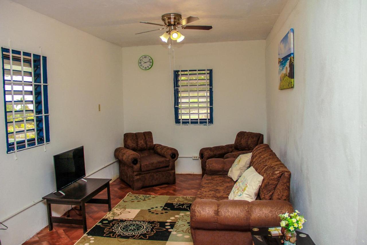 Sunshine Lodge: Your Home Away From Home Montego Bay Exterior foto